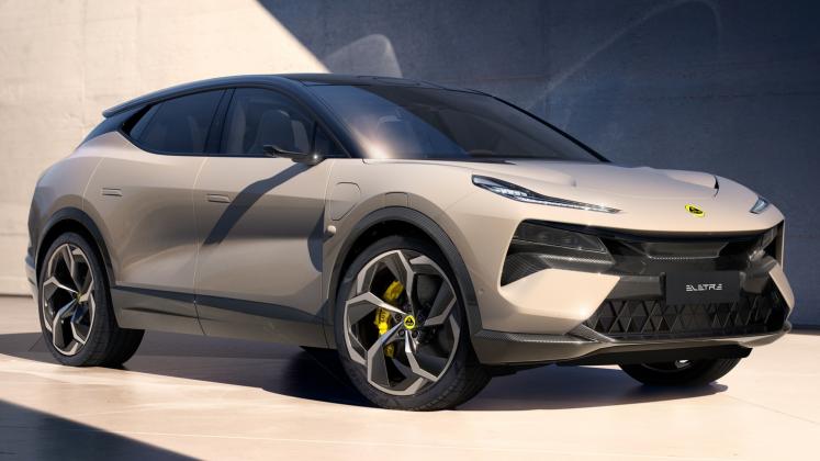 New 2022 Lotus Eletre electric SUV_2