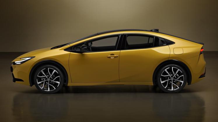 New 2023 Toyota Prius PHEV eu spec_2