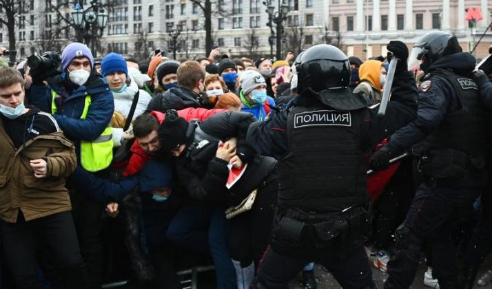 image-2021-01-23-24558721-41-proteste-rusia