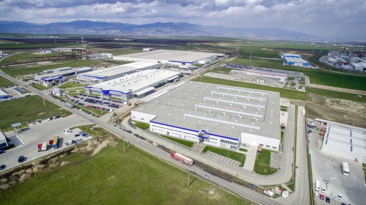 mercedes powertrain network_2