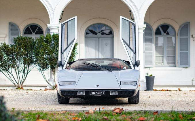 Lamborghini LP400_1