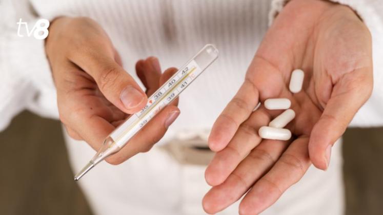 febră termometru pastile gripă răceală (1)