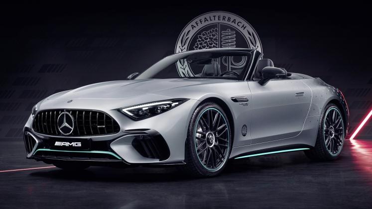 New 2023 Mercedes-AMG SL 63 Motorsport Collectors Edition_1