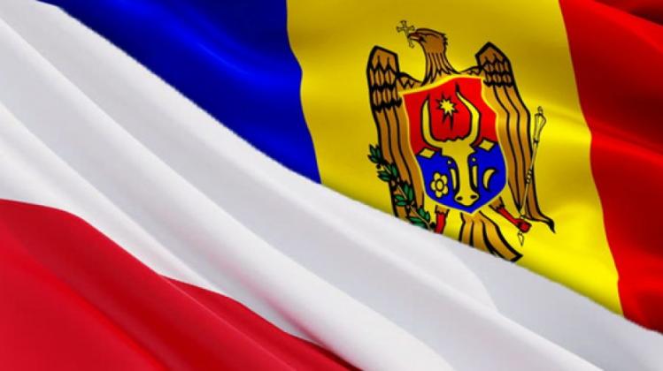 polskie-deputaty-kishinev-q0qjn058ufvsa1ejocxfvn44z0frsbxiaskq13t9kq