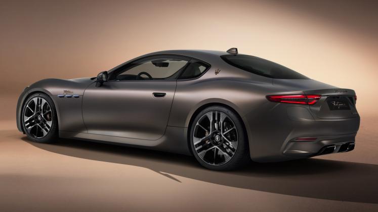 New 2023 Maserati GranTurismo Folgore_38