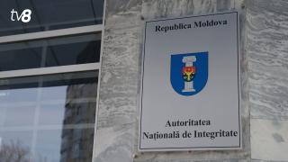 Купила машину за 10 тысяч леев и продала ее в 25 раз дороже: директора лицея в Кишиневе проверяет ANI 