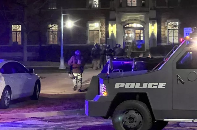230213-michigan-state-university-shooting-police-building-cs-f6abcc