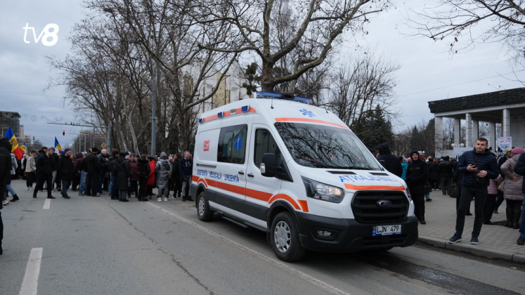 ambulanța protest
