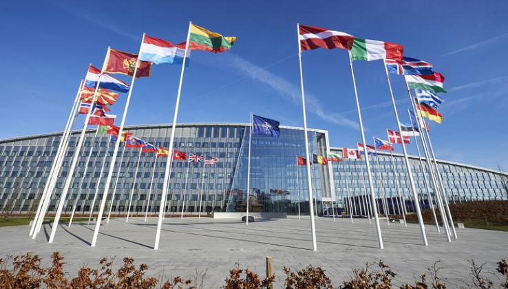 200402-hq-30flags_rdax_775x440s
