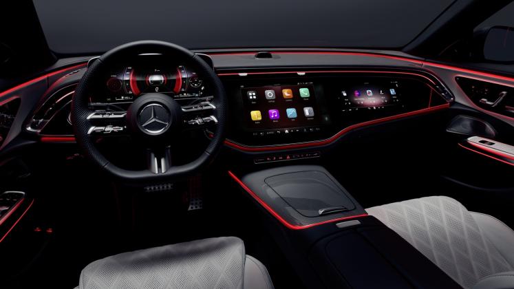 Mercedes-Benz E-Class 2023 interior_1