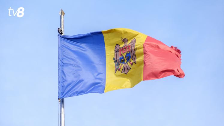 Flag Moldova 11