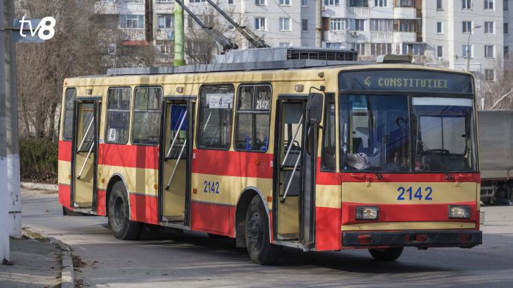 Transport public troleibuz 6