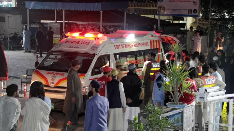 230322103257-01-earthquake-pakistan