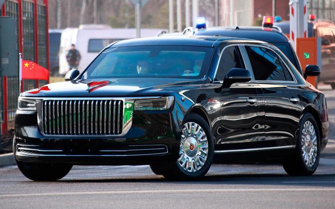 Xi Jinping Hongqi_9