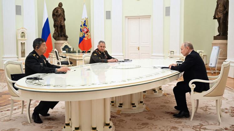Putin și ministrul chinez al apărării