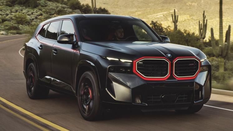 New-2023-BMW-XM-Label-Red_30