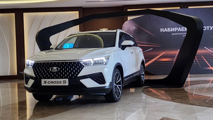 Lada-X-Cross-5_0
