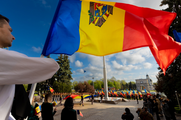 adunare, flag moldova