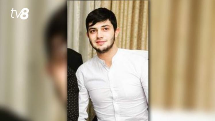 tânăr băcioi