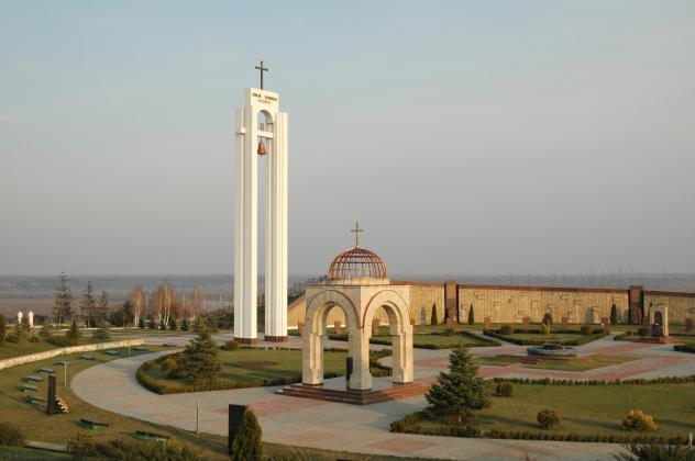 Serpeni_II_World_War_Memorial_0151