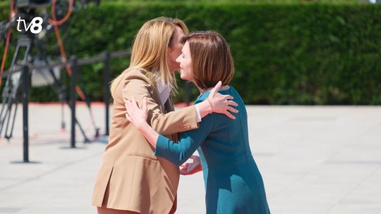 Maia Sandu si Roberta metsola (1)