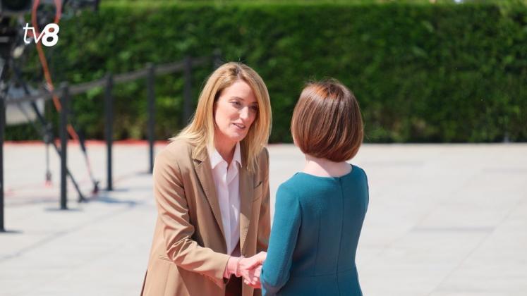 Maia Sandu si Roberta metsola (3)
