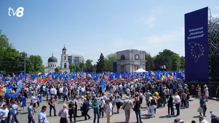 Adunarea Națională Moldova Europeană UE Moldova drapel