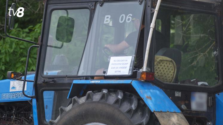 Fermieri protest tractor 8