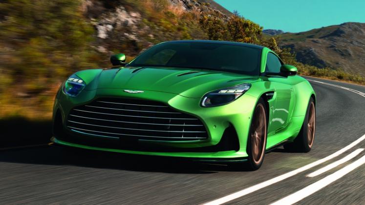 New-2023-Aston-Martin-DB12_18