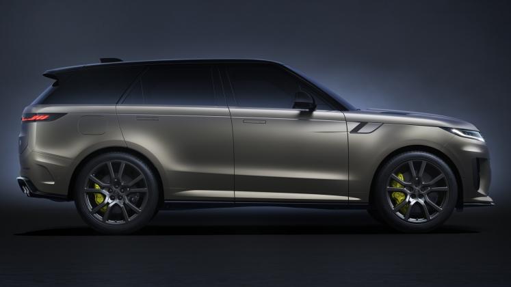 New-2023-Range-Rover-Sport-SV_12