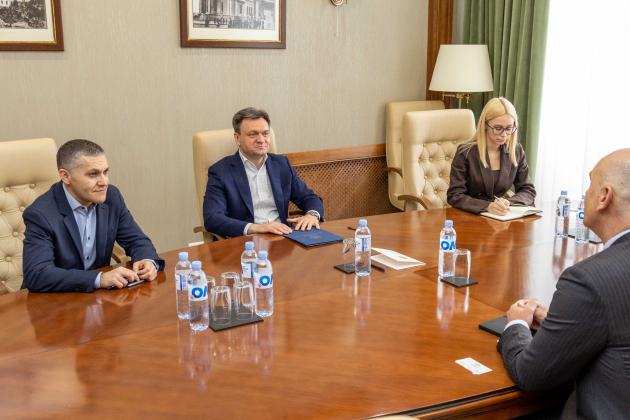 Prim-ministrul Dorin Recean și ambasadorul Australiei în Republica Moldova