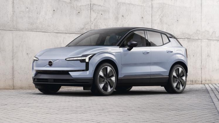 New-2023-Volvo-EX30_10