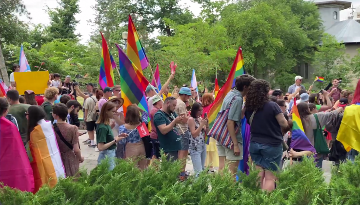 LGBT