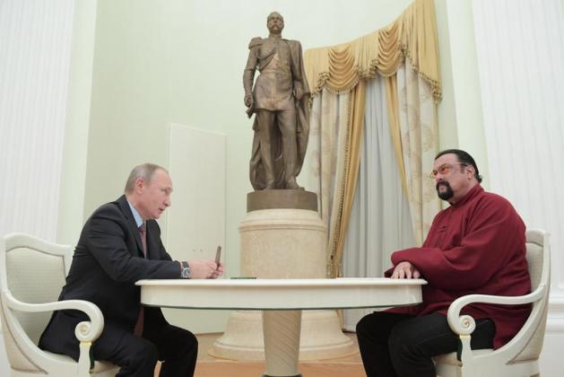 image-2021-06-2-24833921-41-vladimir-putin-steven-seagal