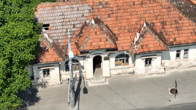 cladire micle drona_DJI_0058.00_00_30_07.Still001
