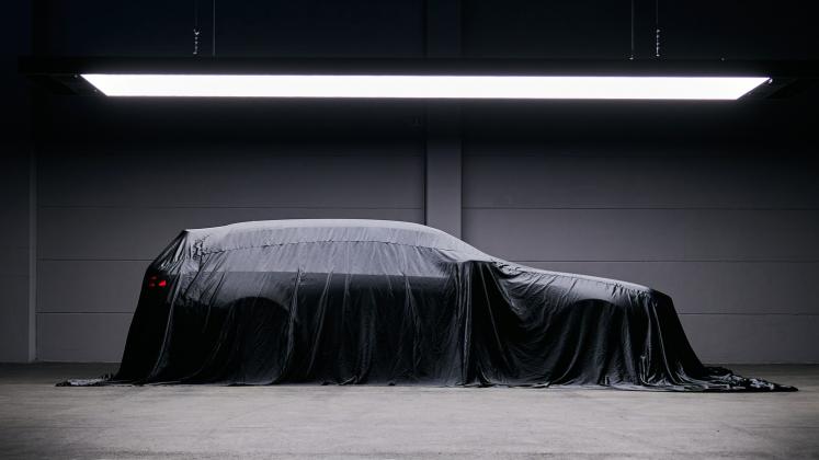 New-BMW-M5-Touring-camo_0