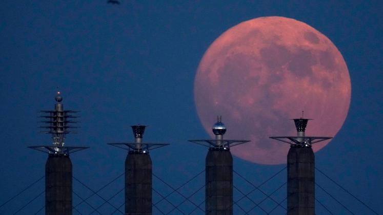 Super Luna