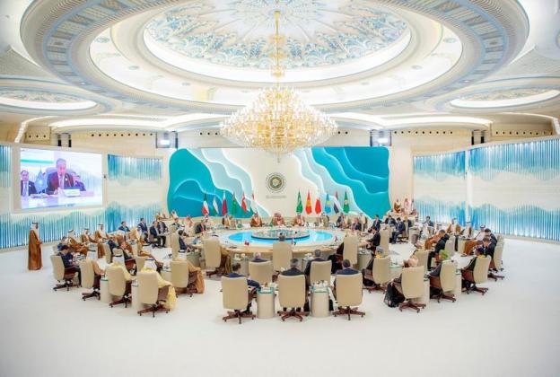 image-2023-08-5-26443842-41-intalnire-importanta-jeddah-arabia-saudita