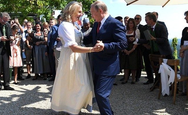 nunta Putin