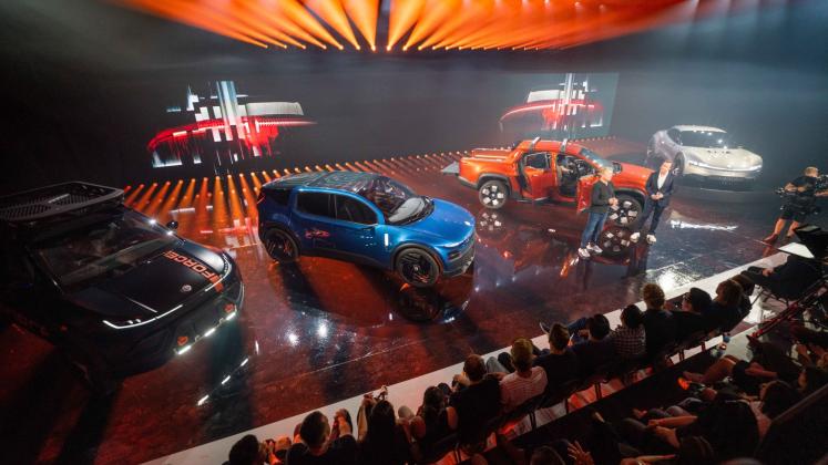 Fisker-Vision-Day-2023-Ocean-Force-E_1