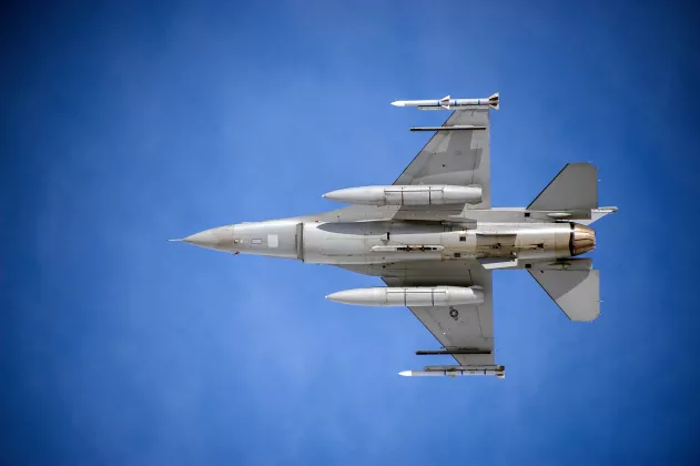 F-16 1