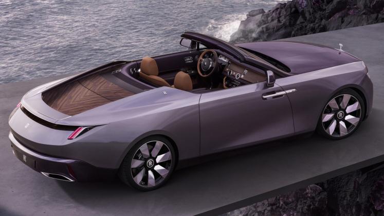 New-2023-Rolls-Royce-Amethyst-Droptail_130