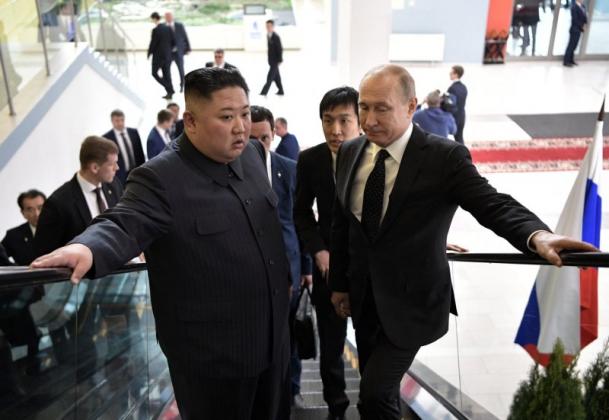 Kim Putin1