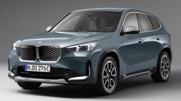 New-2023-BMW-iX1-eDrive20_0
