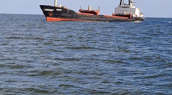 explozie-nava-marfa-sulina-12-persoane-evacuate-859007