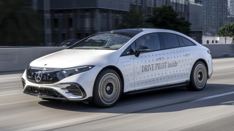 Mercedes-Benz-DRIVE-PILOT-launch-in-USA_27