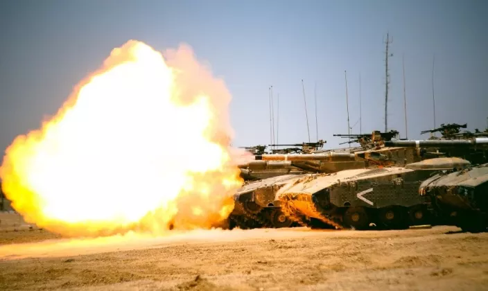 Israel tanc foc