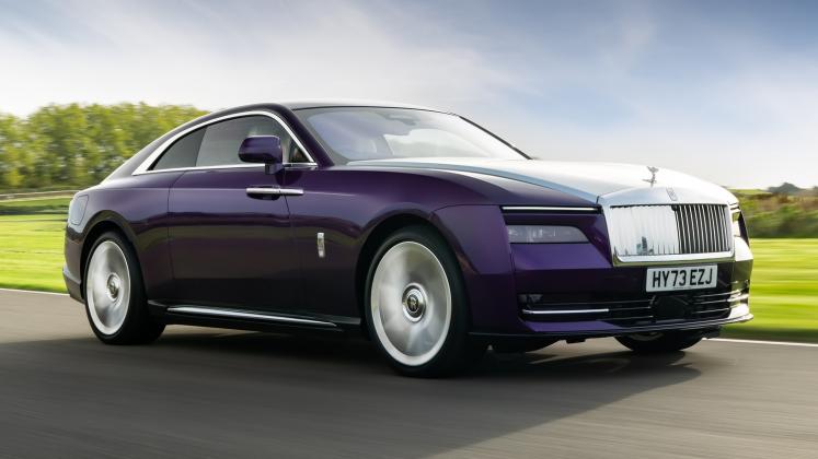 New-2023-Rolls-Royce-Spectre_101-1
