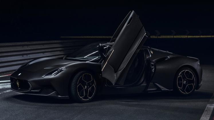 New-2023-Maserati-MC20-Notte-limited-edition_8