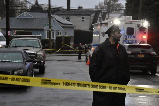 231203-fatal-stabbing-queens-wm-1258p-0019e4